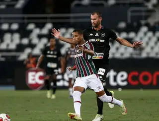 Brasileiro: Botafogo e Fluminense se enfrentam em busca de vaga no G4