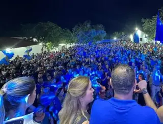 Totó Ribeiro reune multidão em Curral de Cima para lançamento da pré-candidatura de Paulo Queiroz a prefeito