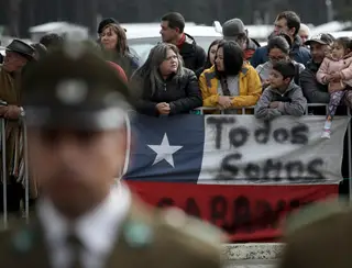 Morte de policiais expõe crise de segurança pública no Chile