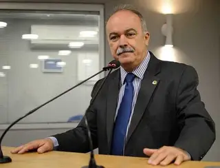 Inácio Falcão diz que é pré-candidato a prefeito de Campina Grande, mas que mantém dialogo com outros nomes da oposição