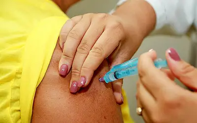 CoronaVac é incluída no plano de vacinação para crianças 