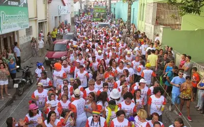 Juiz suspende decreto que proibia desfile de blocos durante o Carnaval em Campina Grande