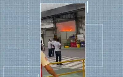 Incêndio atinge fábrica de calçados em Campina Grande