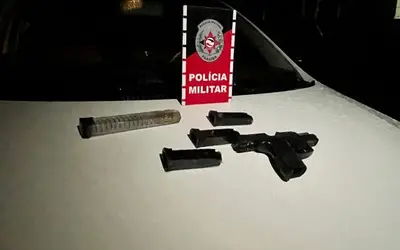 Polícia interrompe ataque a tiros em Cabedelo e apreende carro e armas