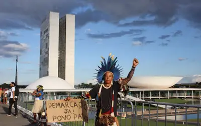 Indígenas encerram marcha frustrados com governo Lula; confira imagens e entrevista