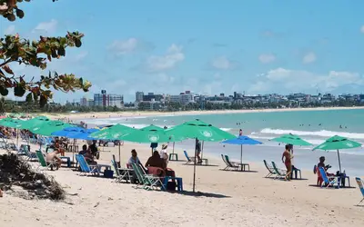 Paraíba tem quase 40 trechos de praias impróprios para banho neste domingo