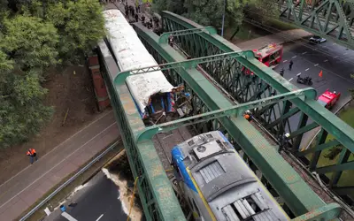 Trens se chocam em Buenos Aires deixando 60 ficam feridos