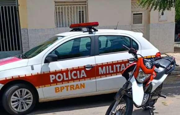Polícia Militar prende suspeito e recupera moto roubada, em São José de Piranhas